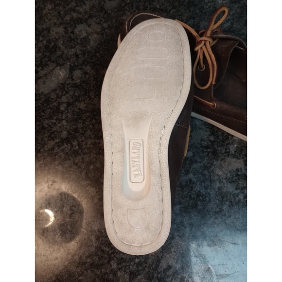 Eastland Men 9D Yarmouth Slip On Deck Boat Moc Shoes Brown Nubuck Memory Foam - Picture 3 of 8